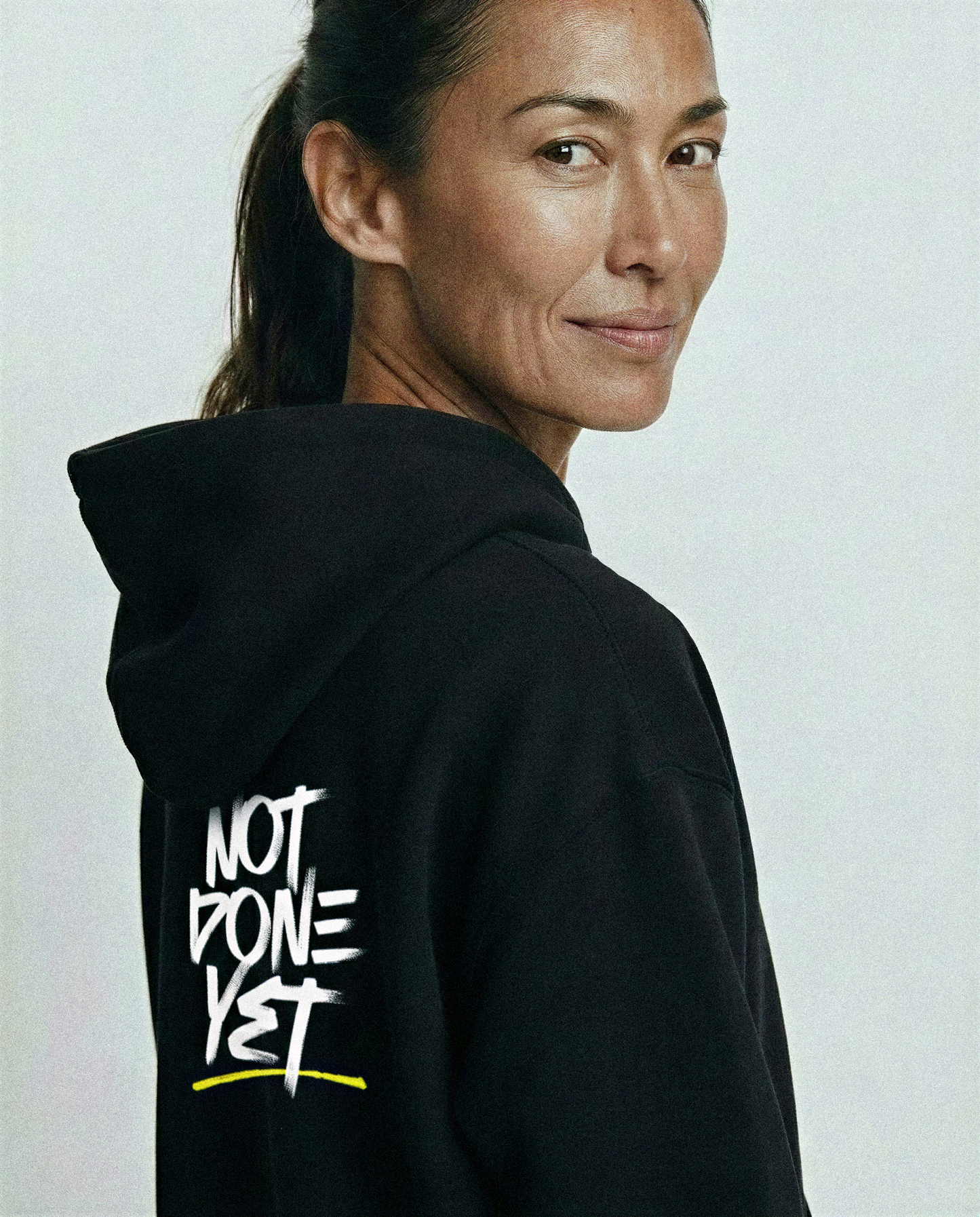 WMNS NDY HOODIE | GRIT | BLK